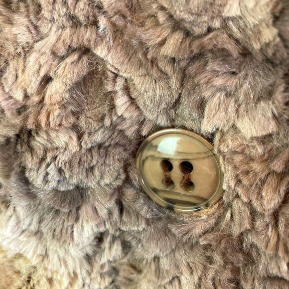 Rare find! VTG Great Cavalier St. Paul faux fur coat lined w/ pockets - Picture 5 of 10
